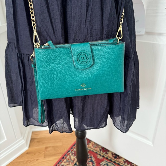 Nanette Lepore Francine Teal Green Pebbled Crossbody Wristlet - Picture 2 of 14